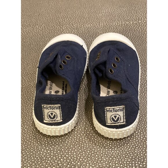 Victoria Slip On Sneakers Size 23 EU New Without Tag - Picture 1 of 5